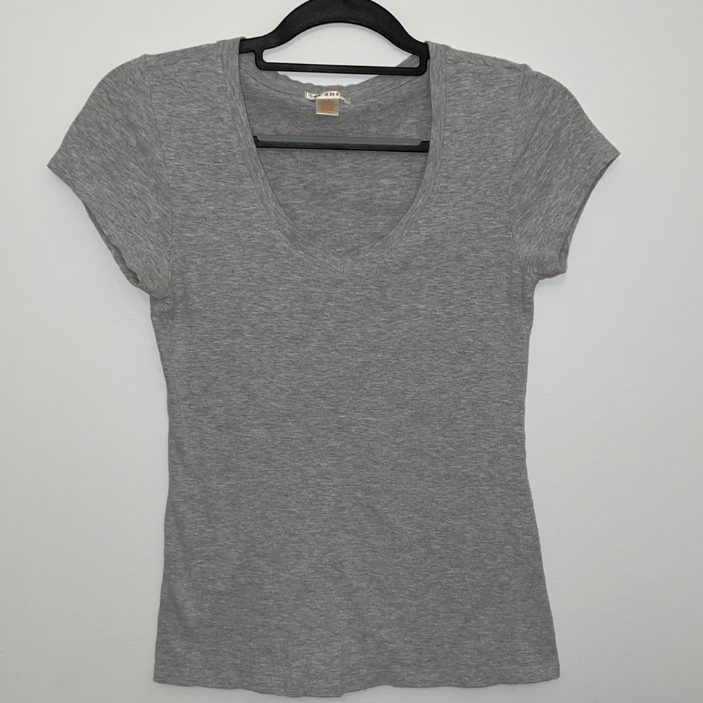 Light Gray Short Sleeve Top